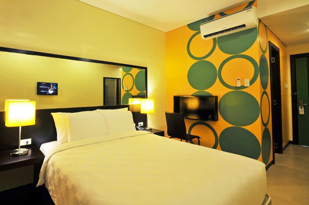 Go Hotels Iloilo Exterior foto